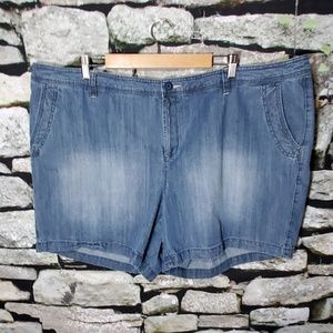 Natural Reflections Denim Shorts Size 24W